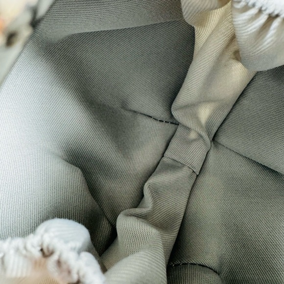 Silver Round Mini Purse Crystals Pearls Hand Or Shoulder. NWOT New Years Ball - Picture 6 of 13